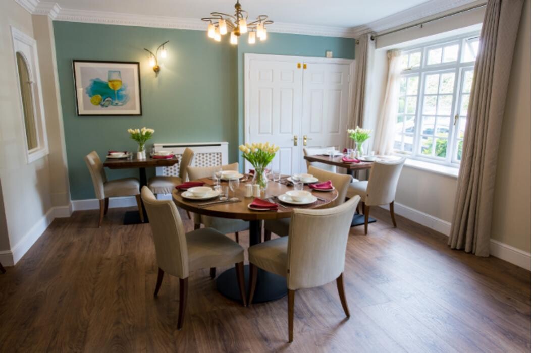 Images Sutton Lodge Care Home - Bupa