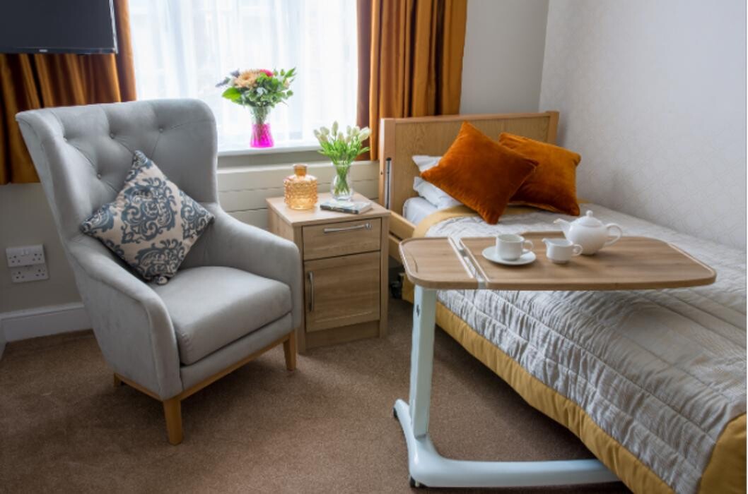 Images Sutton Lodge Care Home - Bupa