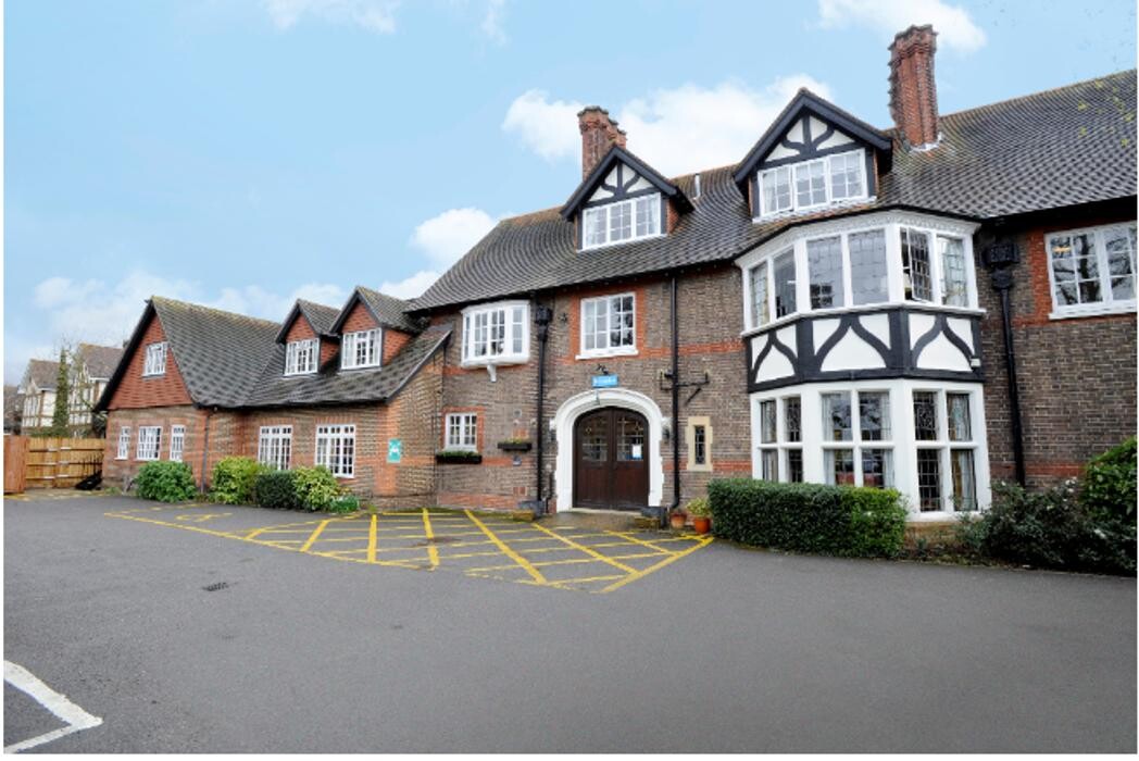 Images Sutton Lodge Care Home - Bupa