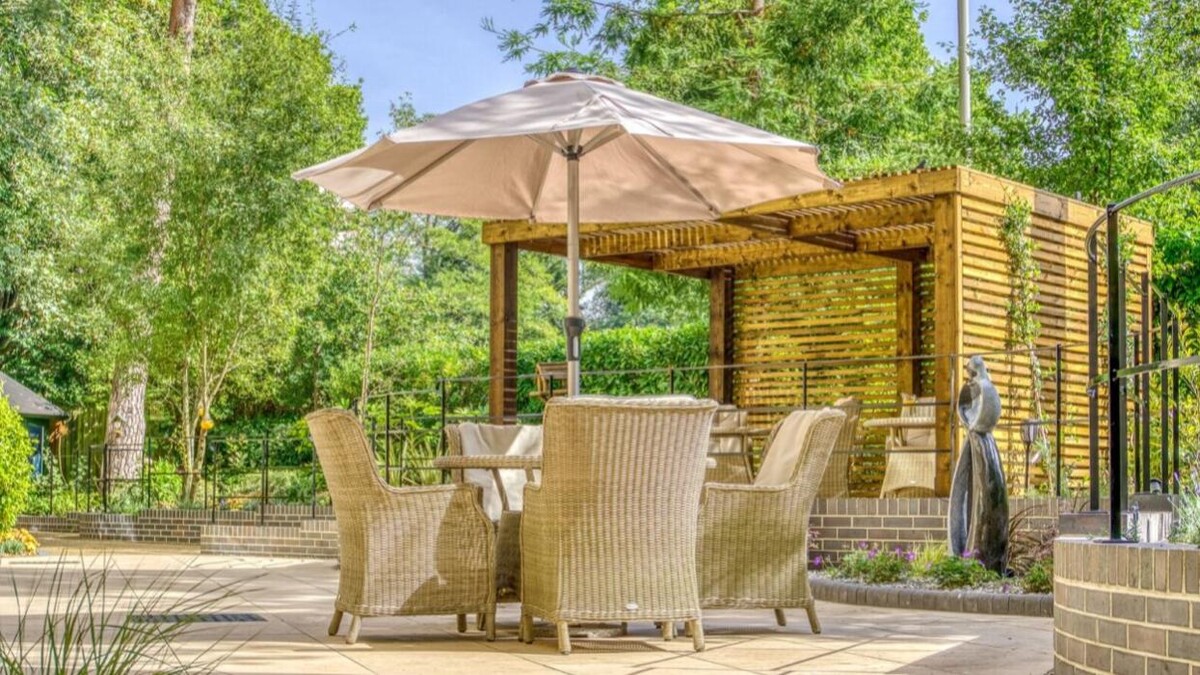 Images The Lindsay Bupa Care Home - CQC rated 'Good'
