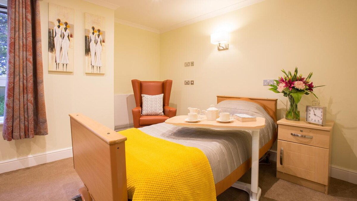 Images Copper Beech House Care Home - Bupa