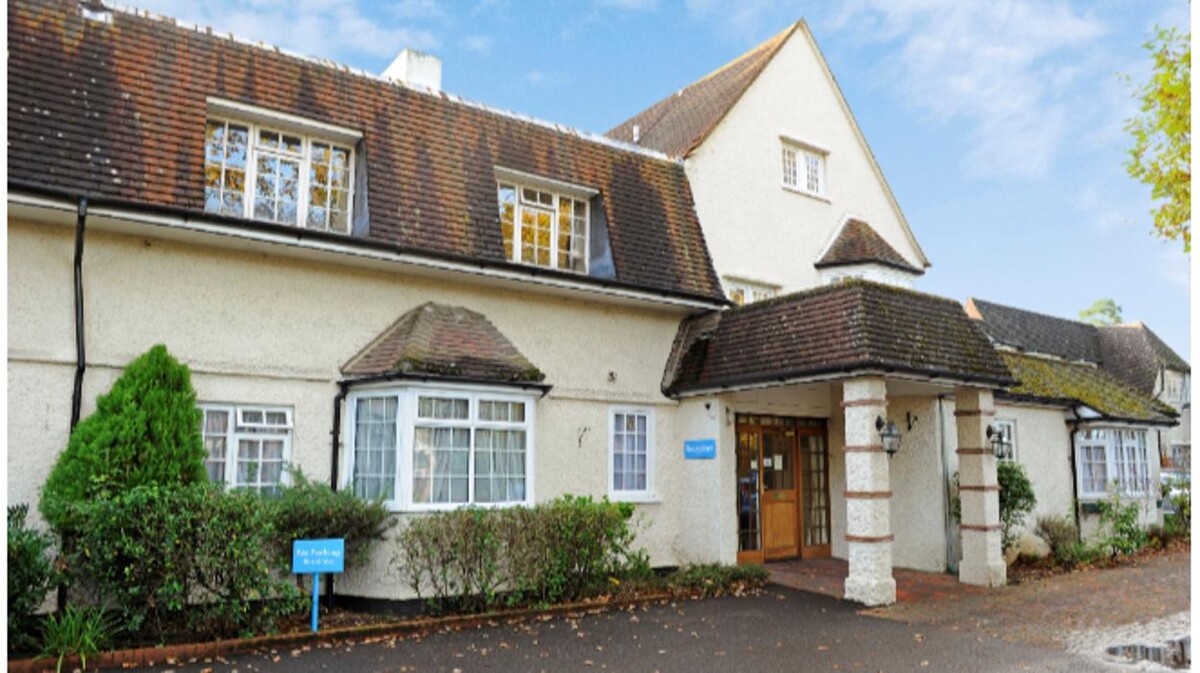 Images Oakcroft House Care Home - Bupa