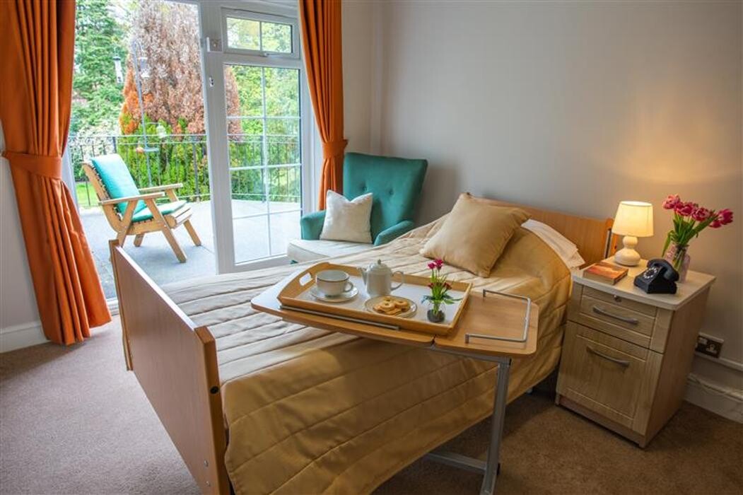 Images Oakcroft House Care Home - Bupa
