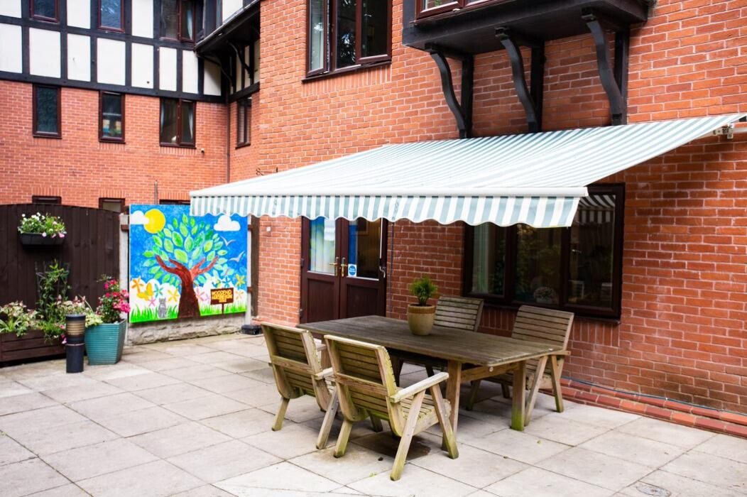 Images Woodend Care Home - Bupa