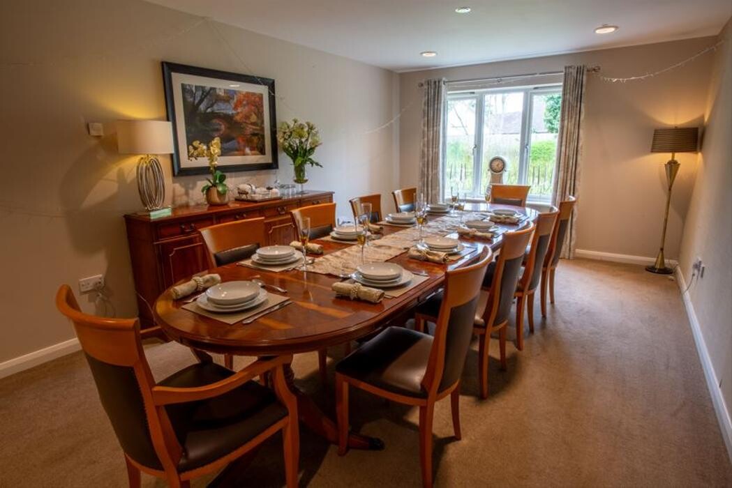 Images Fountains Lodge Care Home - Bupa