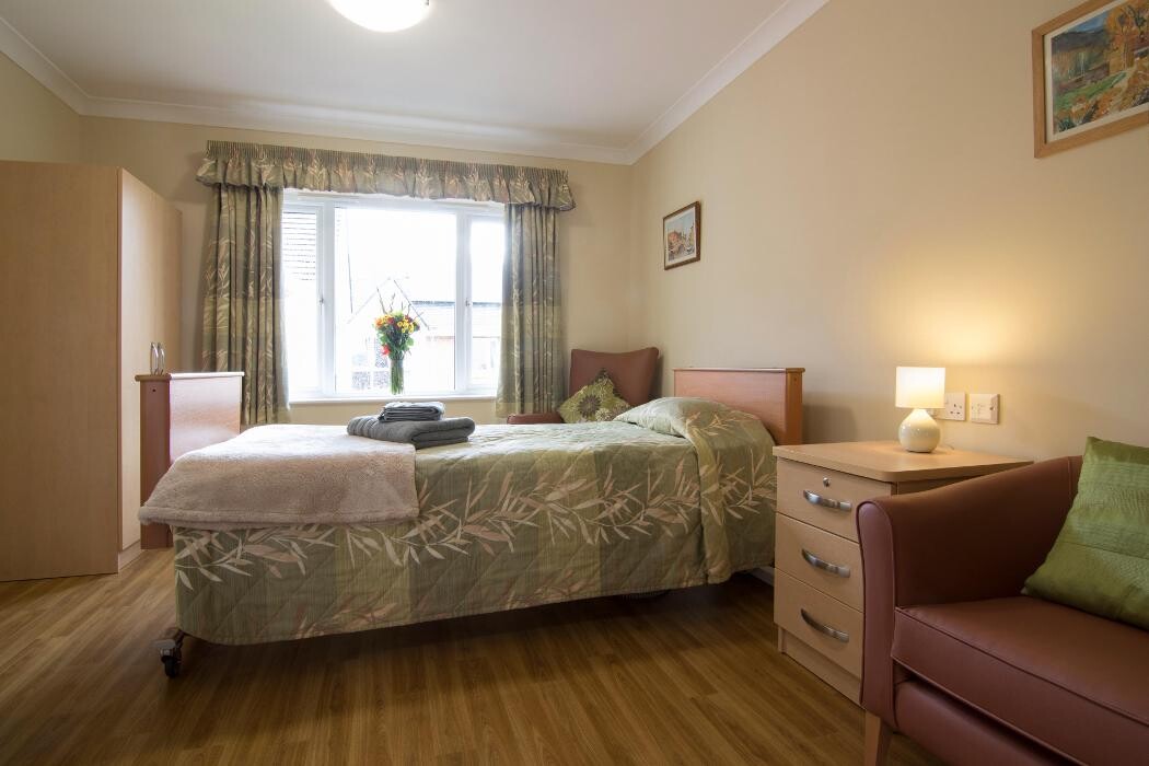 Images Canning Court Care Home - Bupa