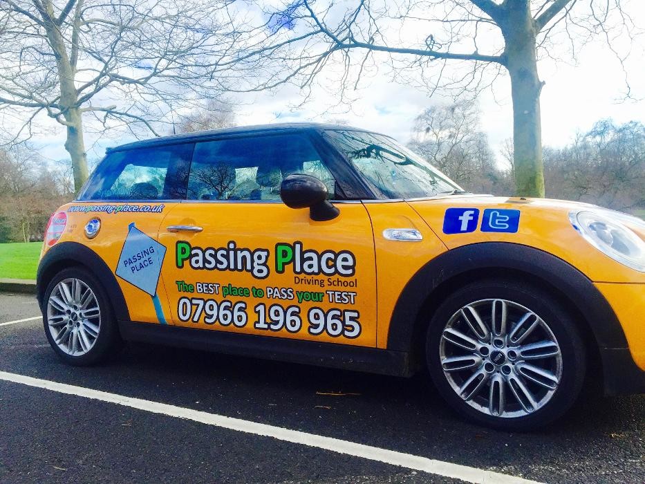 Passing Place Driving School Logo