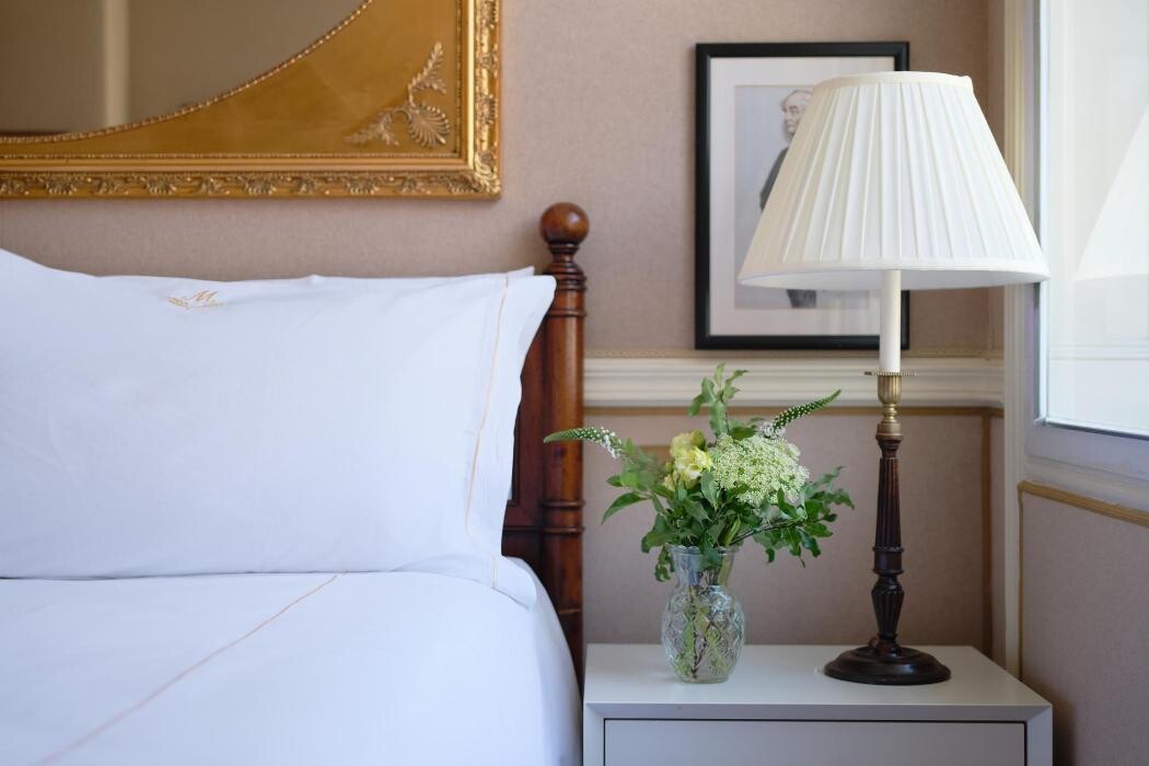 Images The Montague on the Gardens