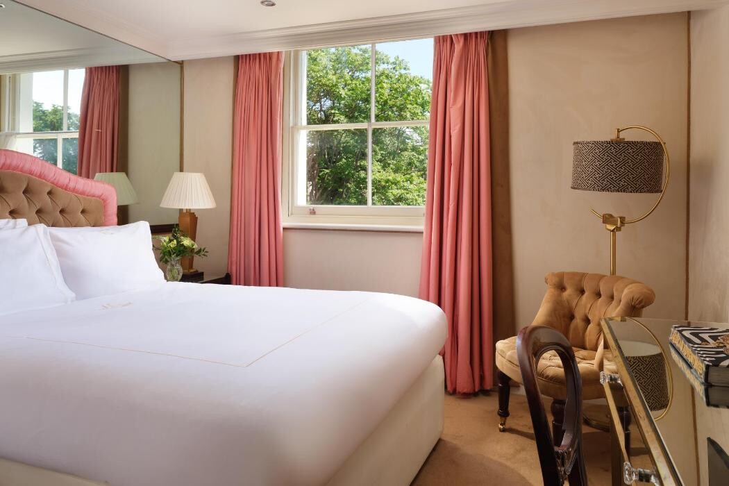 Images The Montague on the Gardens