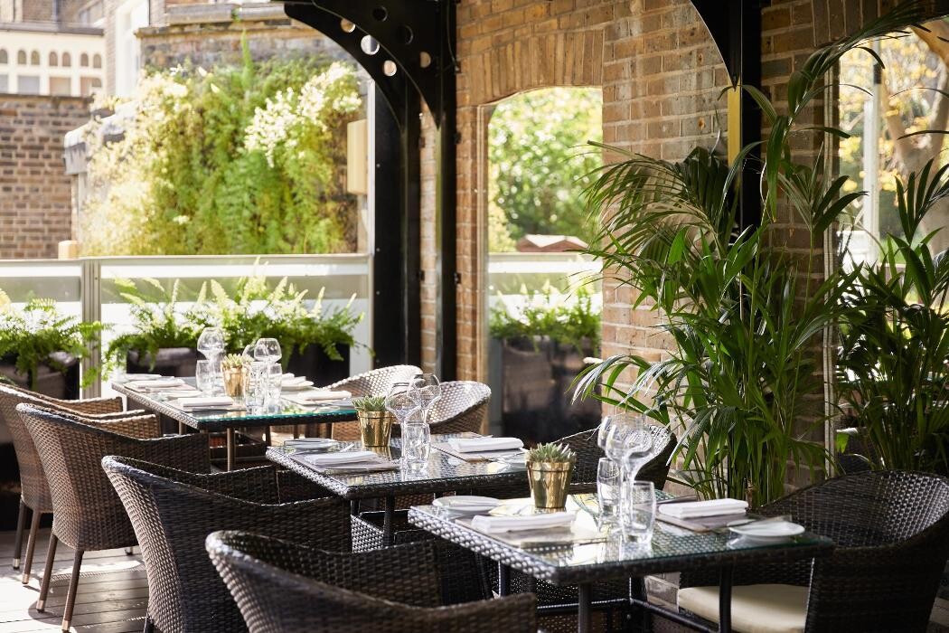 Images The Montague on the Gardens