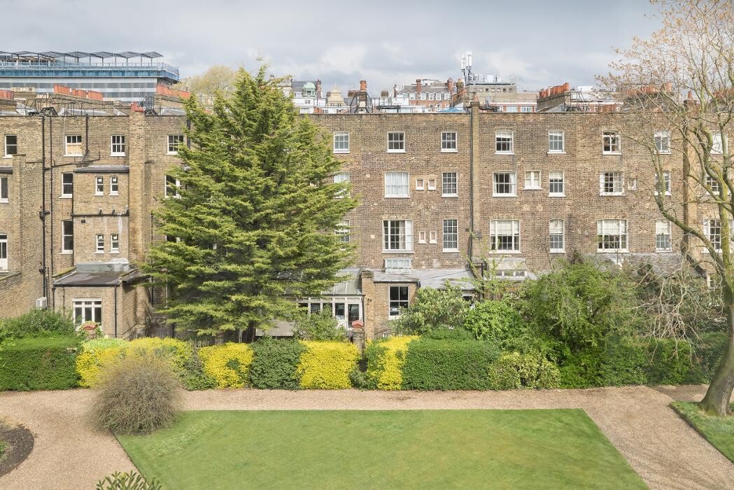 Images The Montague on the Gardens
