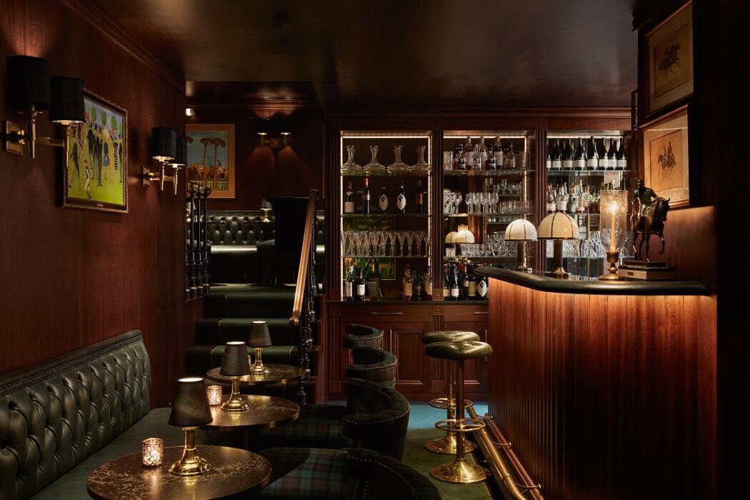 Images Stables Bar