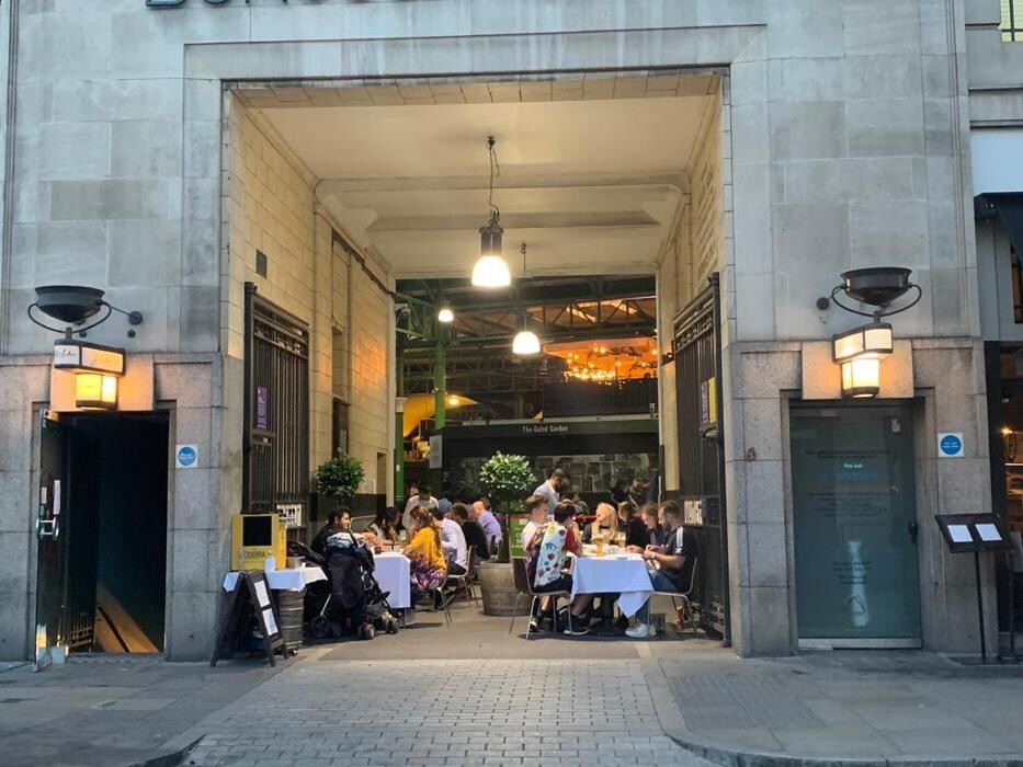 Images Silka Borough Market