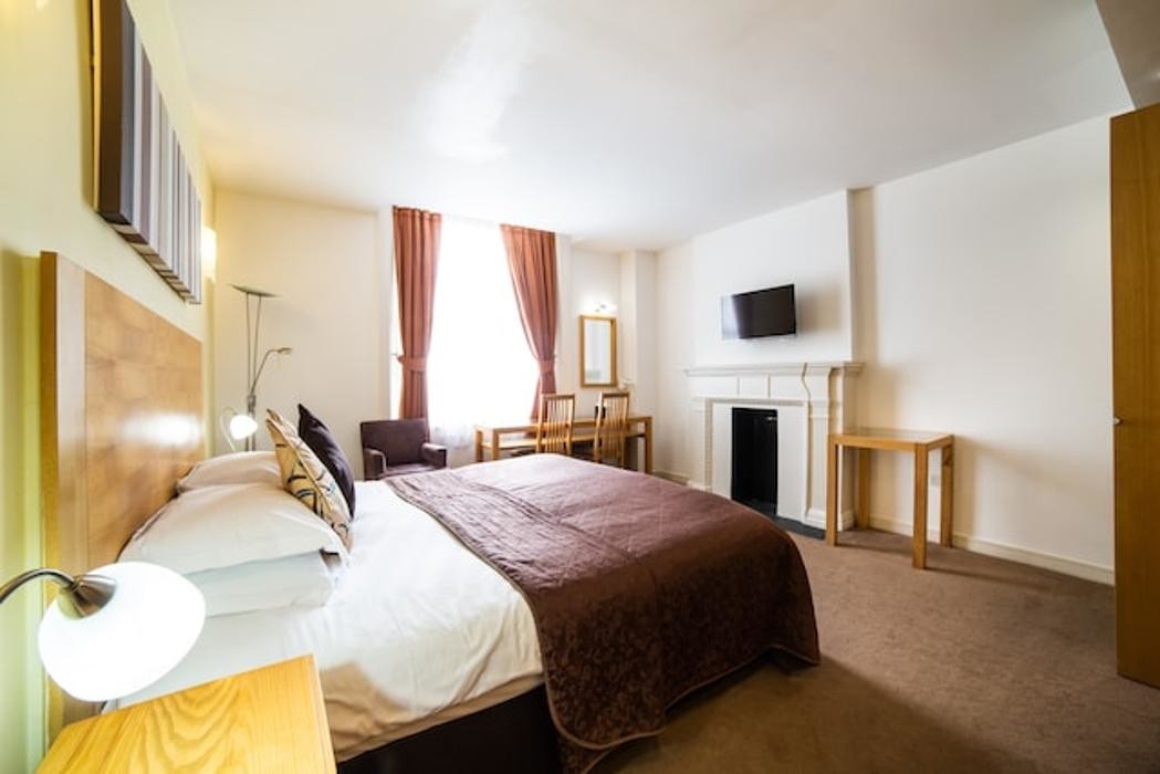 Images OYO The Cleveland Hotel