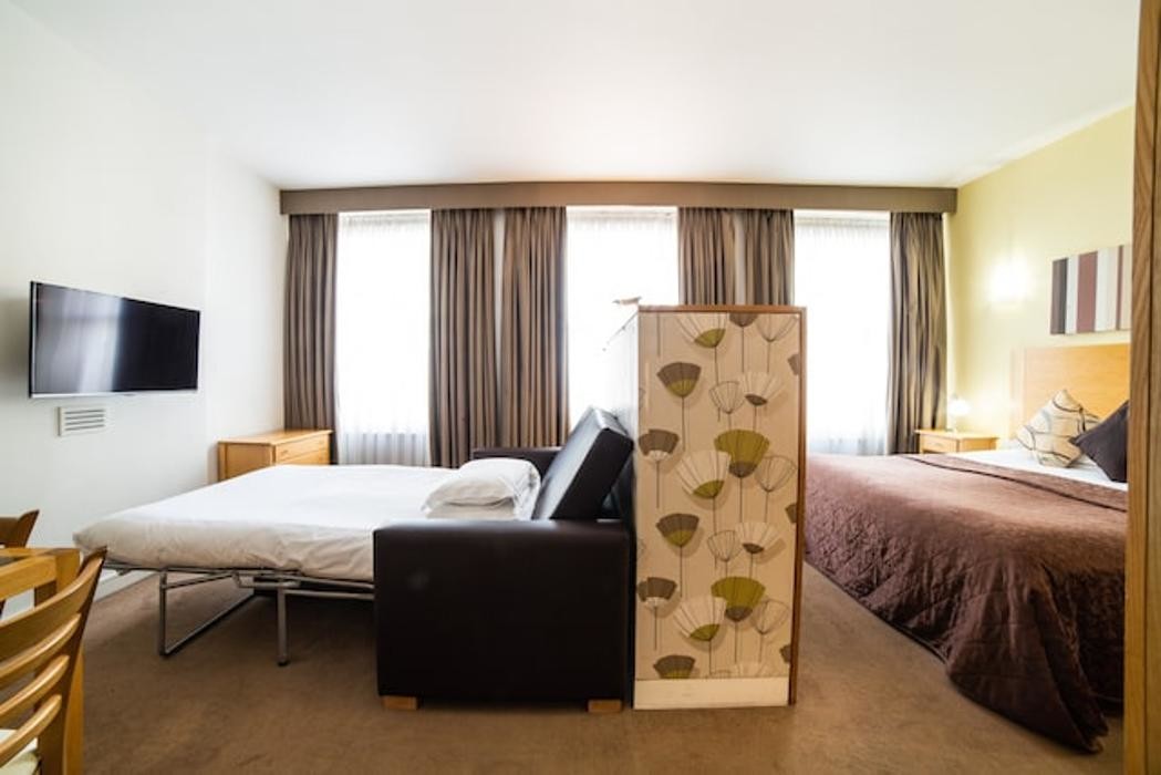 Images OYO The Cleveland Hotel