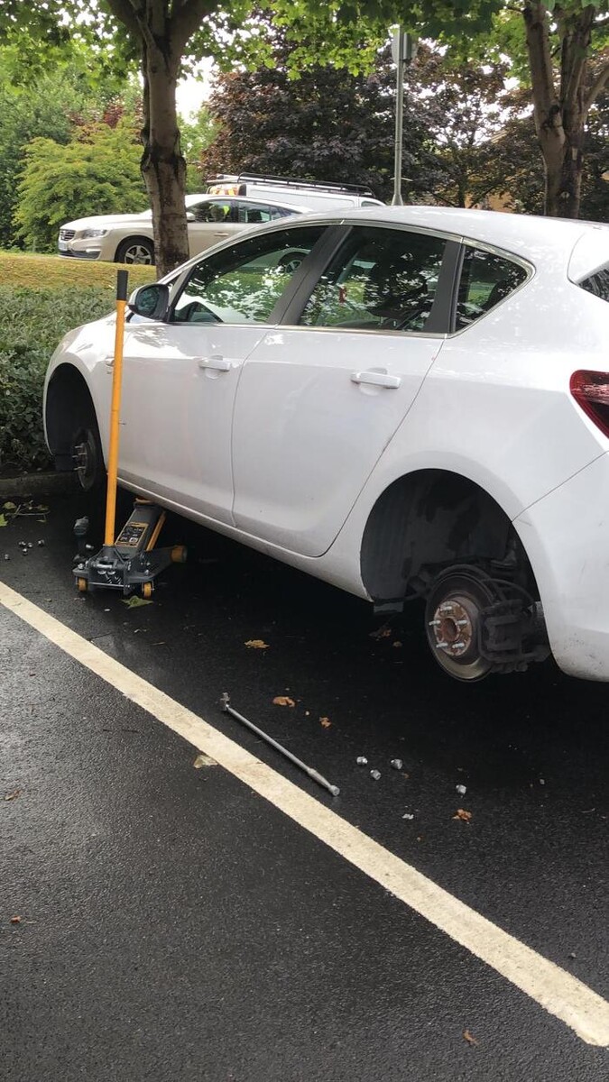 Images Ace Mobile Tyres