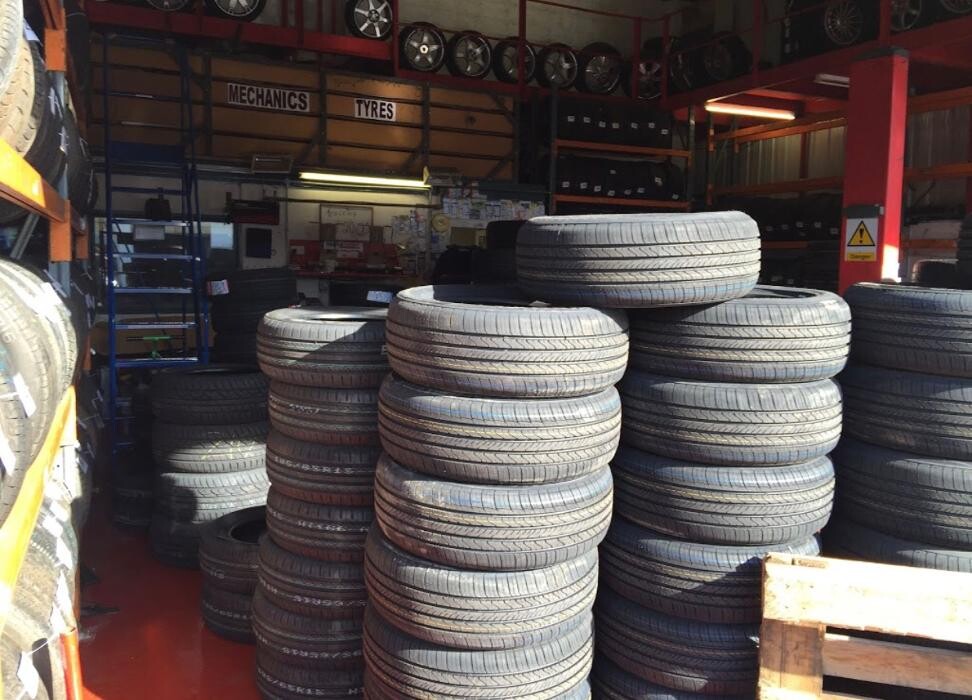 Images Ace Mobile Tyres