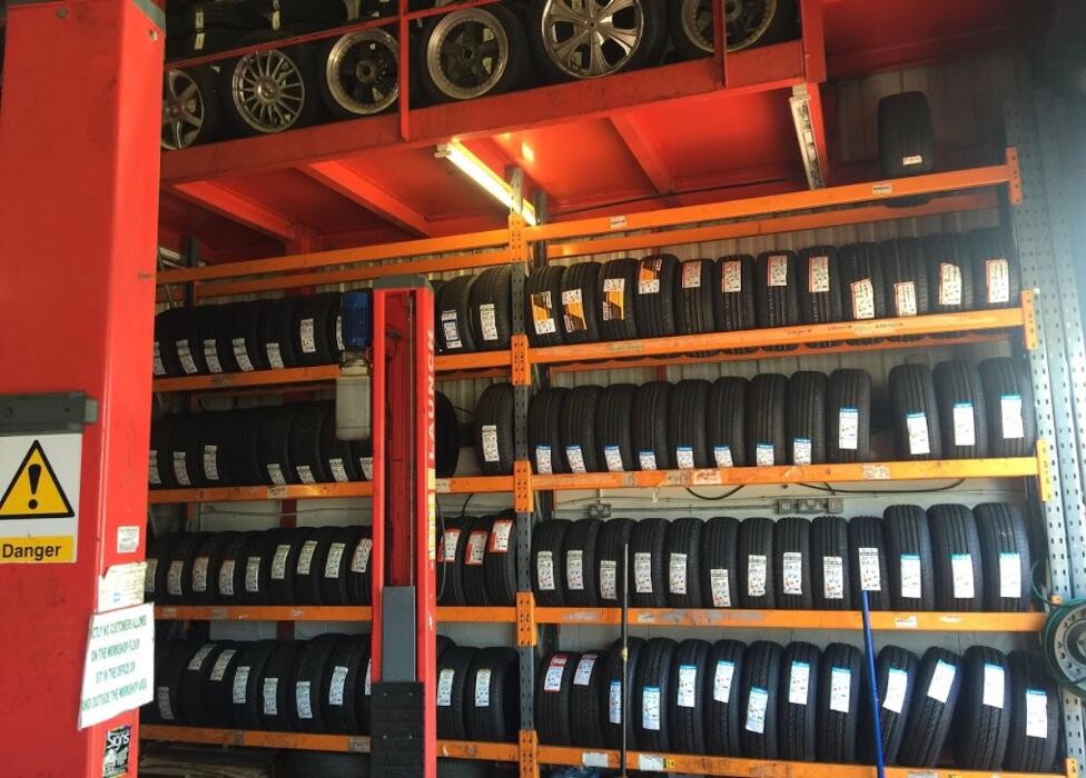 Images Ace Mobile Tyres