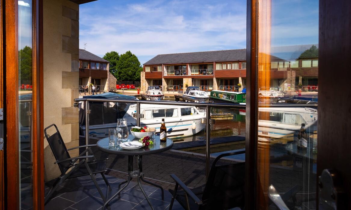 Images Tewitfield Marina