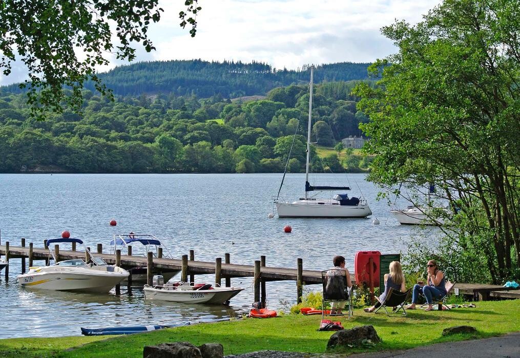 Images Hill of Oaks Caravan & Lodge Park