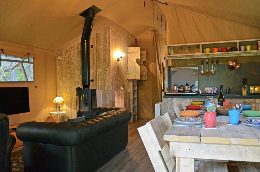 Images Hill of Oaks Caravan & Lodge Park