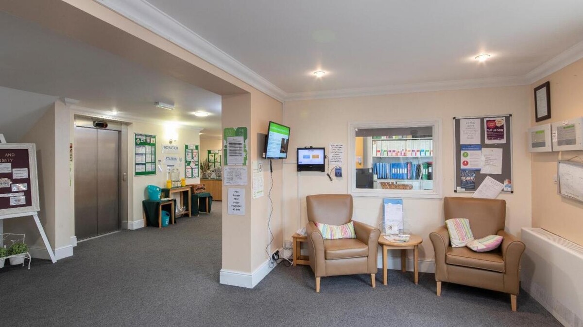 Images Penwortham Grange & Lodge care home - Orchard