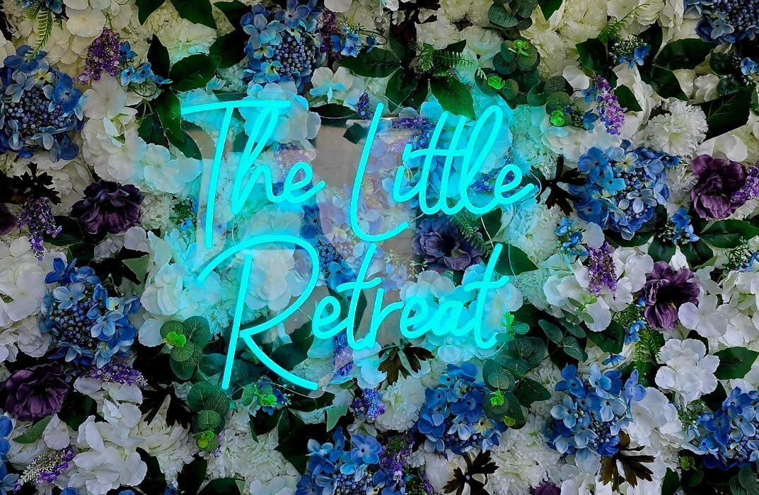 Images The Little Retreat