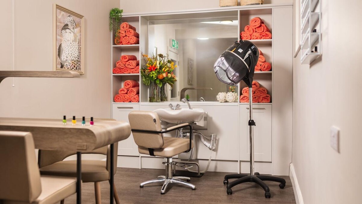 Images Huntercombe Hall Care Home