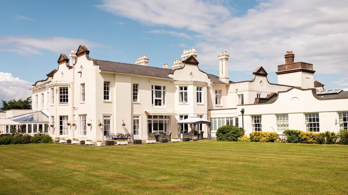 Images Knowle Park Nursing Home