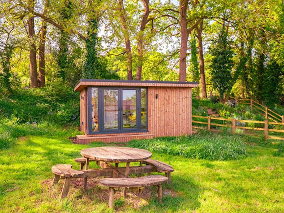 Images Cube Garden Rooms