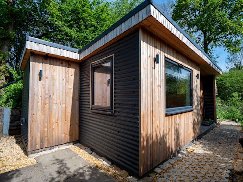 Images Cube Garden Rooms