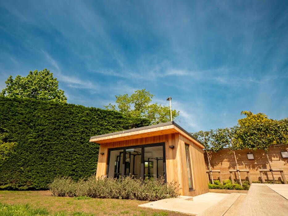 Images Cube Garden Rooms