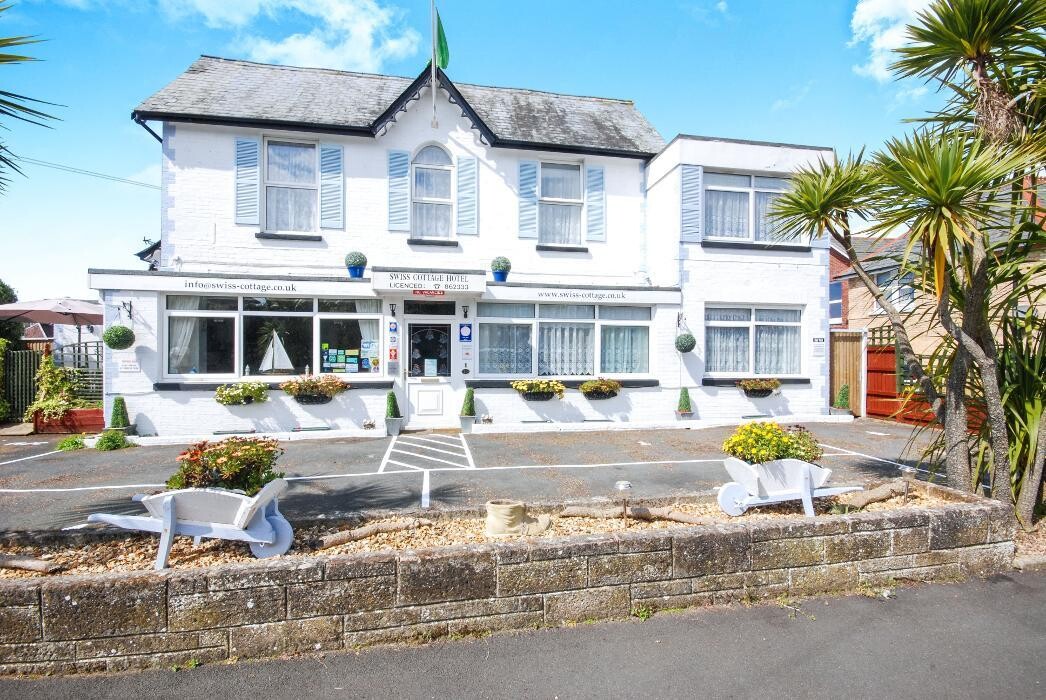 Images The Swiss Cottage Shanklin