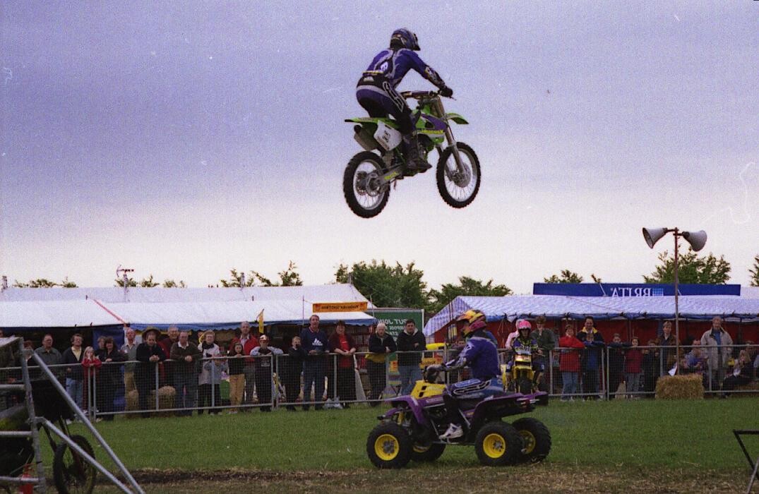 Images Mike Crutchley