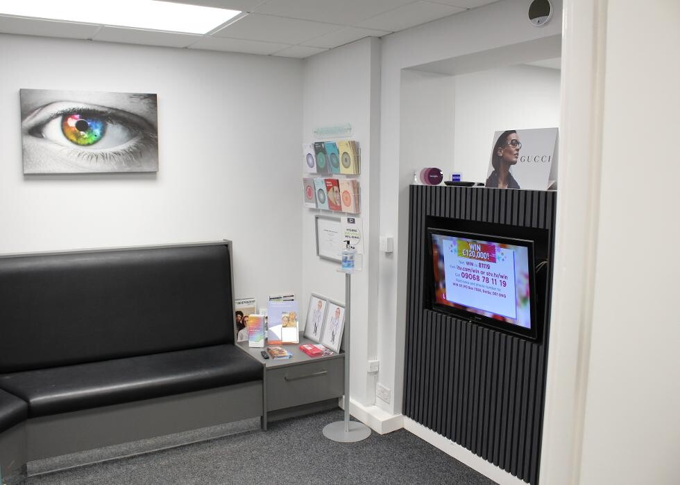 Images Crompton Opticians