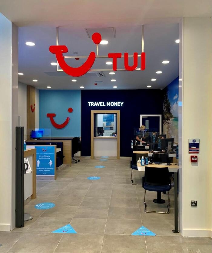 Images TUI Holiday Store (Inside Next)