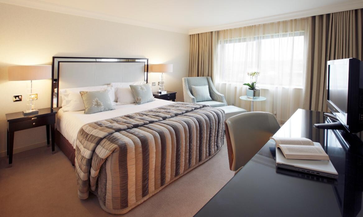 Images The Bristol Hotel