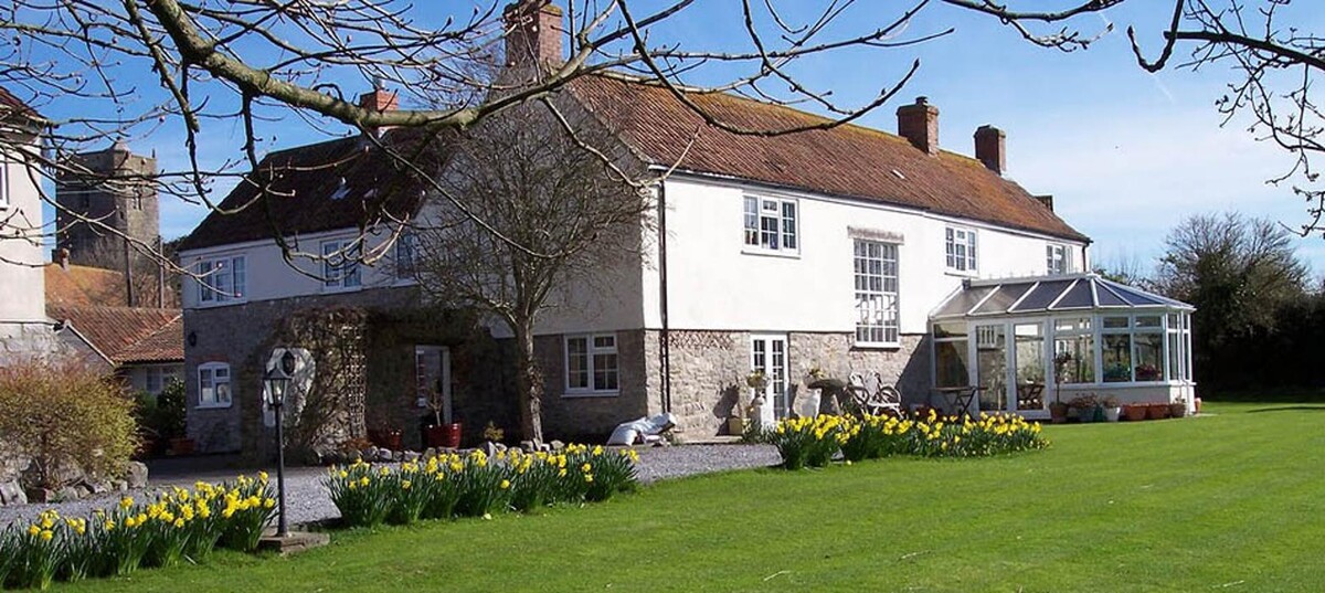 Images Somerset Court Cottages Ltd