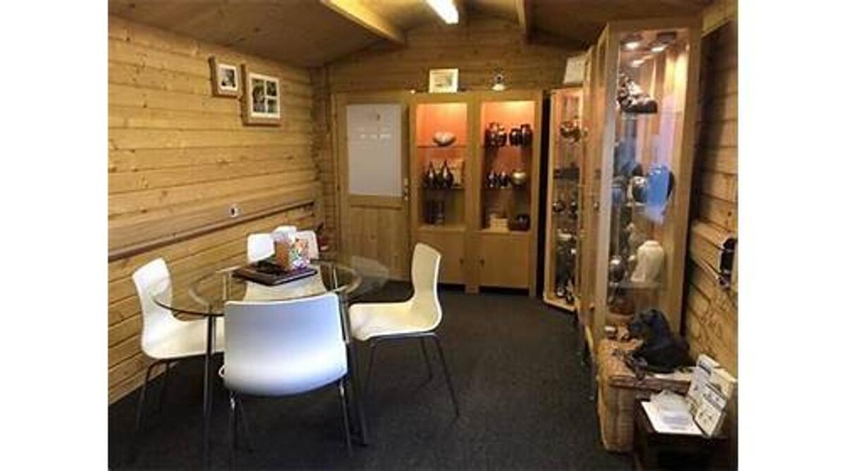 Images Rosehill Pet & Equine Crematorium