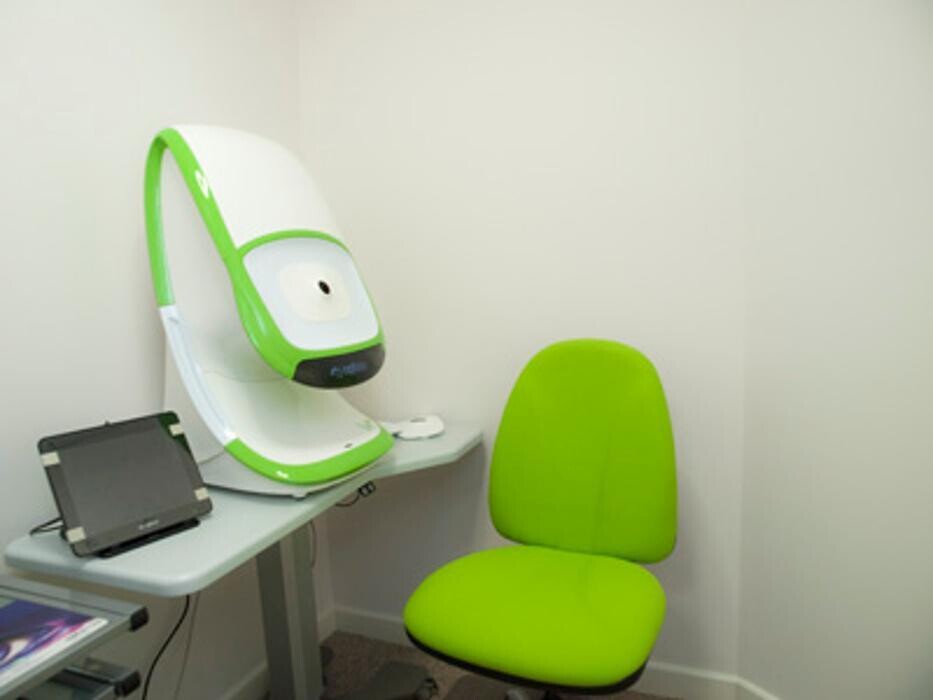 Images Broadhurst Optometrists