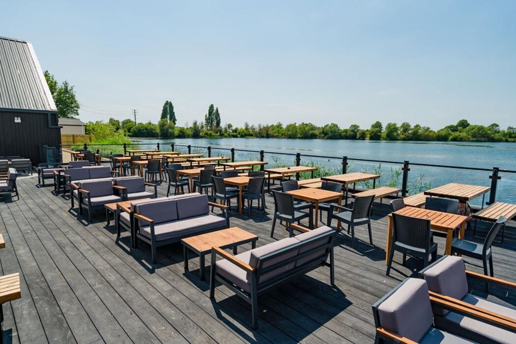 Images Chichester Lakeside Holiday Park