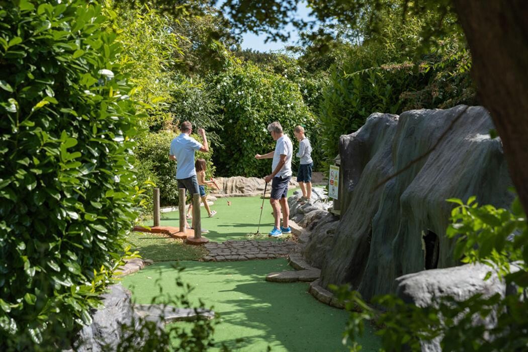 Images Dovercourt Holiday Park