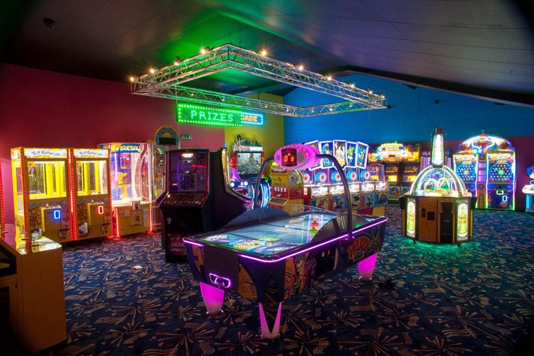 Images Dovercourt Holiday Park