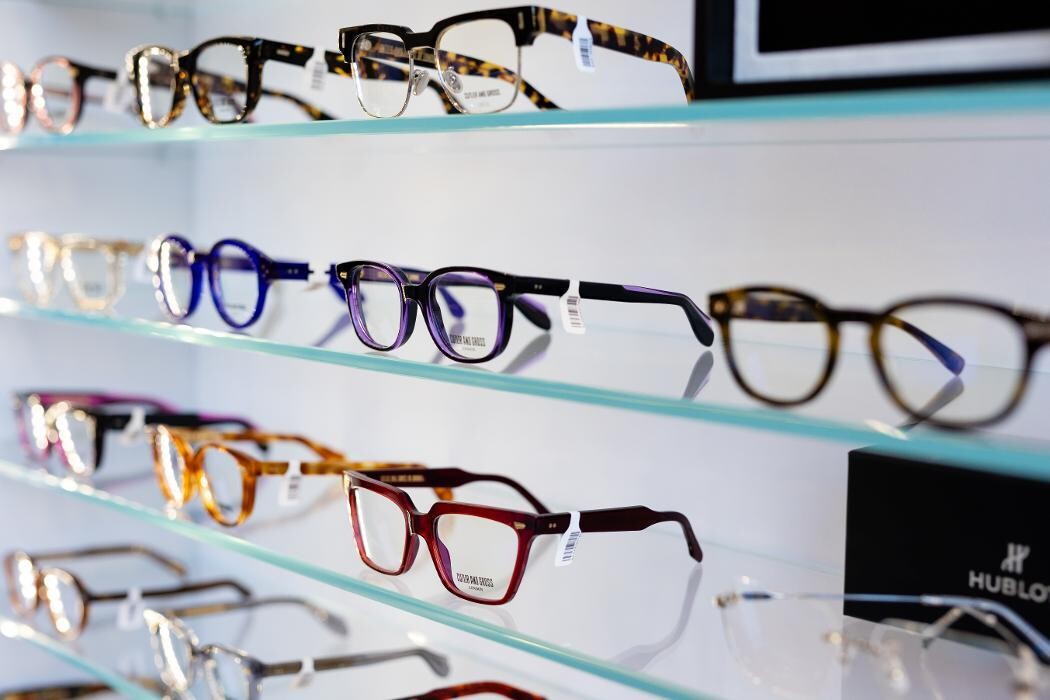 Images Juul & Payne Advanced Eyecare