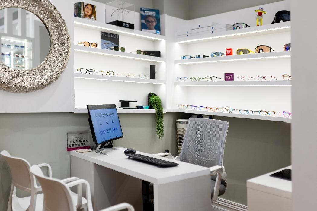 Images Juul & Payne Advanced Eyecare
