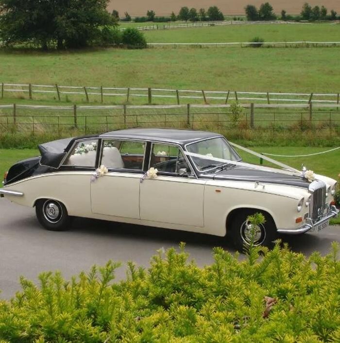 Images Laura's Vintage Limousines