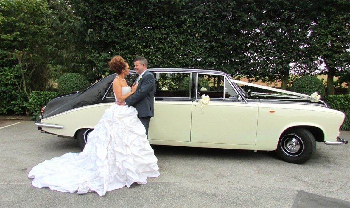Images Laura's Vintage Limousines