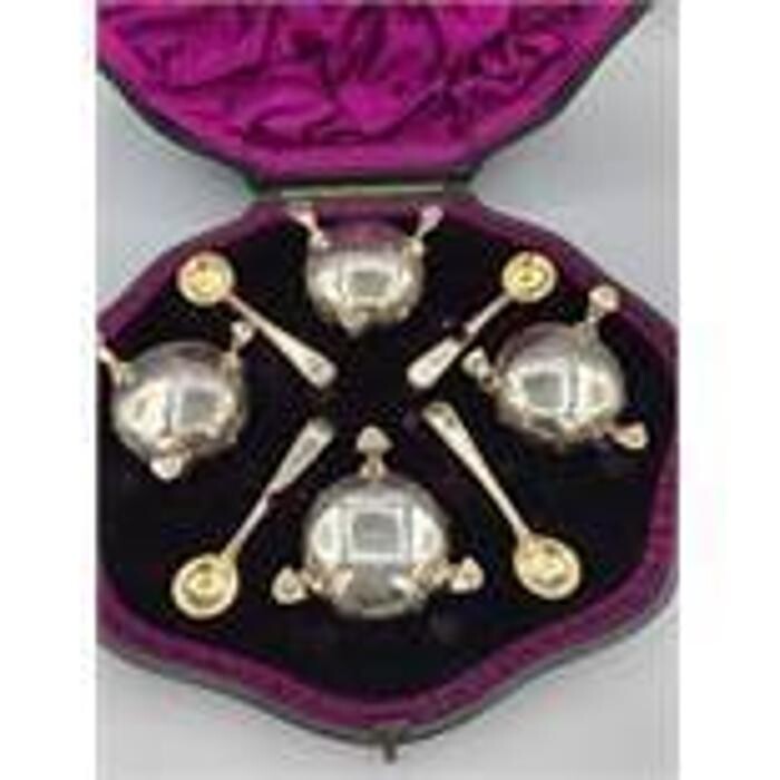 Images Windsor Auctions