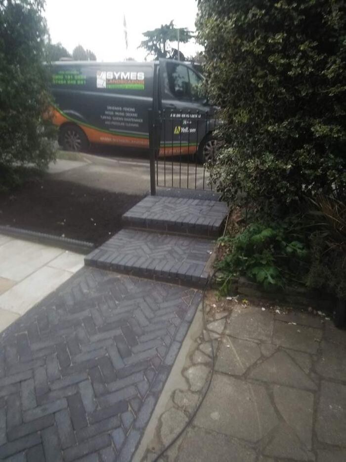 Images Symes Landscaping & Pressure Cleaning