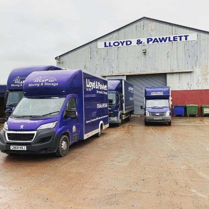 Images Lloyd and Pawlett Removals and Storage